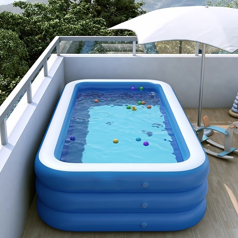 Opblaasbaar familiezwembad verkrijgbaar in drie maten voor tuin, terras en zomerse waterpret met het hele gezin