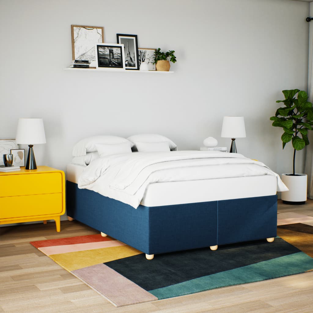 Taupekleurig gestoffeerd bedframe van 200x200 cm met stevige lattenbodem voor tweepersoonsmatras