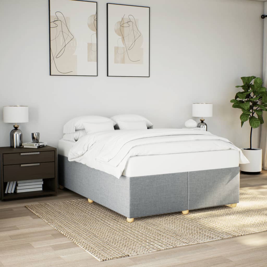 Taupekleurig gestoffeerd bedframe van 200x200 cm met stevige lattenbodem voor tweepersoonsmatras