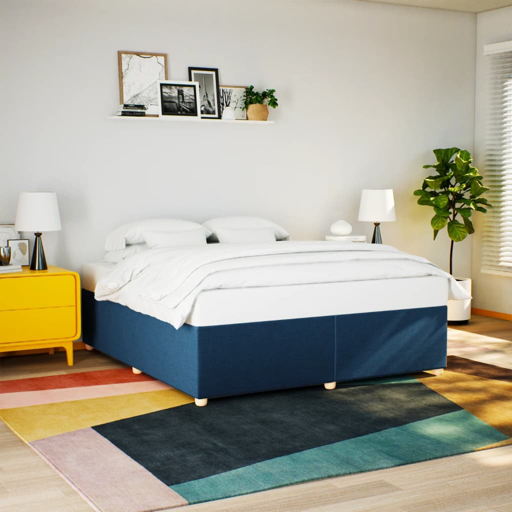 Taupekleurig gestoffeerd bedframe van 200x200 cm met stevige lattenbodem voor tweepersoonsmatras