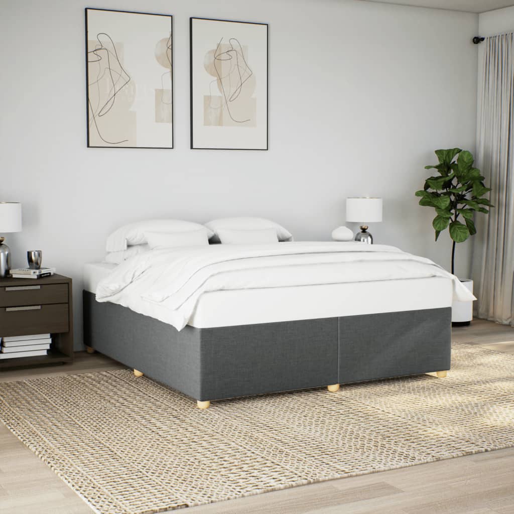 Taupekleurig gestoffeerd bedframe van 200x200 cm met stevige lattenbodem voor tweepersoonsmatras