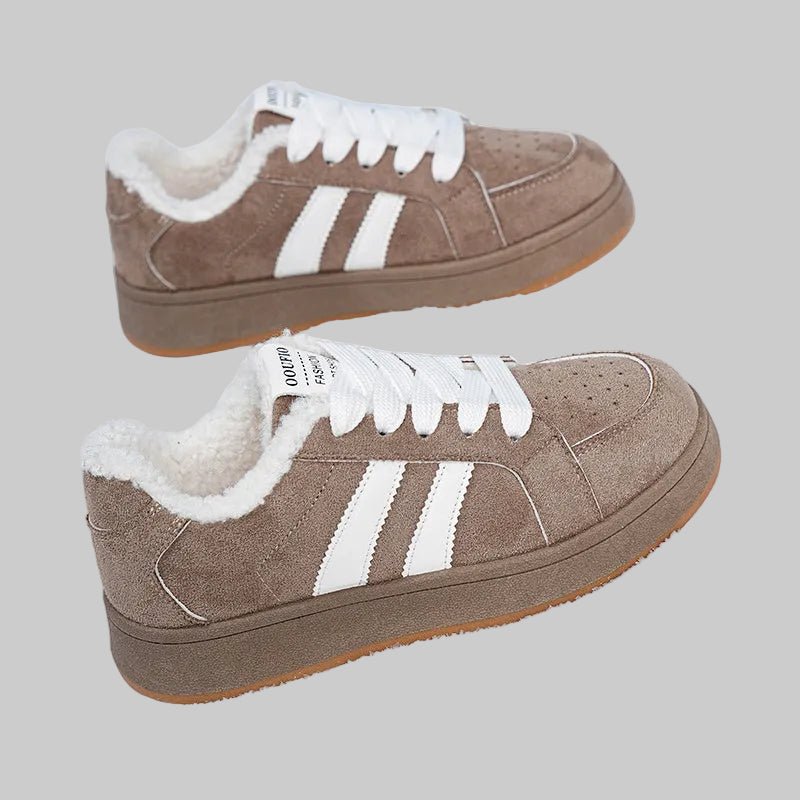 Dames sneakers met brede neus en warme voering