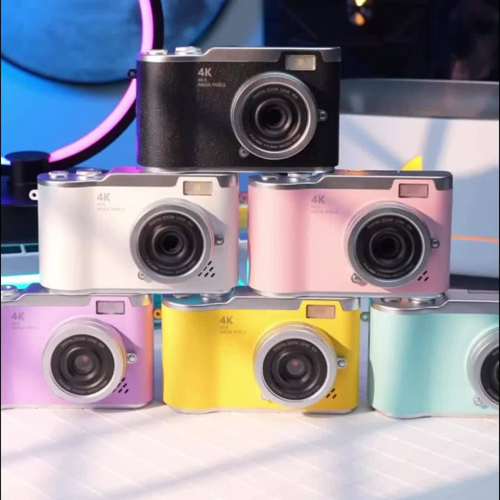 Compacte 4K videocamera met uitklapbaar scherm