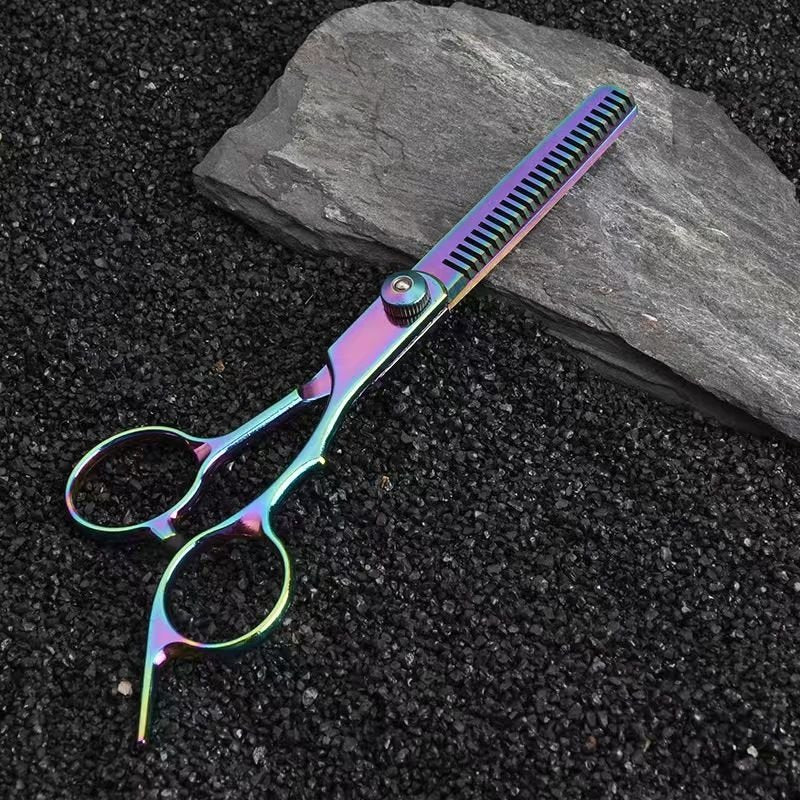 Professionele regenboogkleurige coupeschaar van 13Cr roestvrij staal voor het uitdunnen en knippen van haar