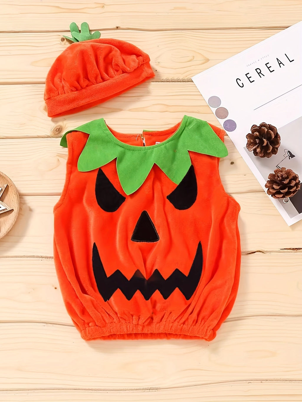 Schattig Halloween rompertje in pompoenstijl