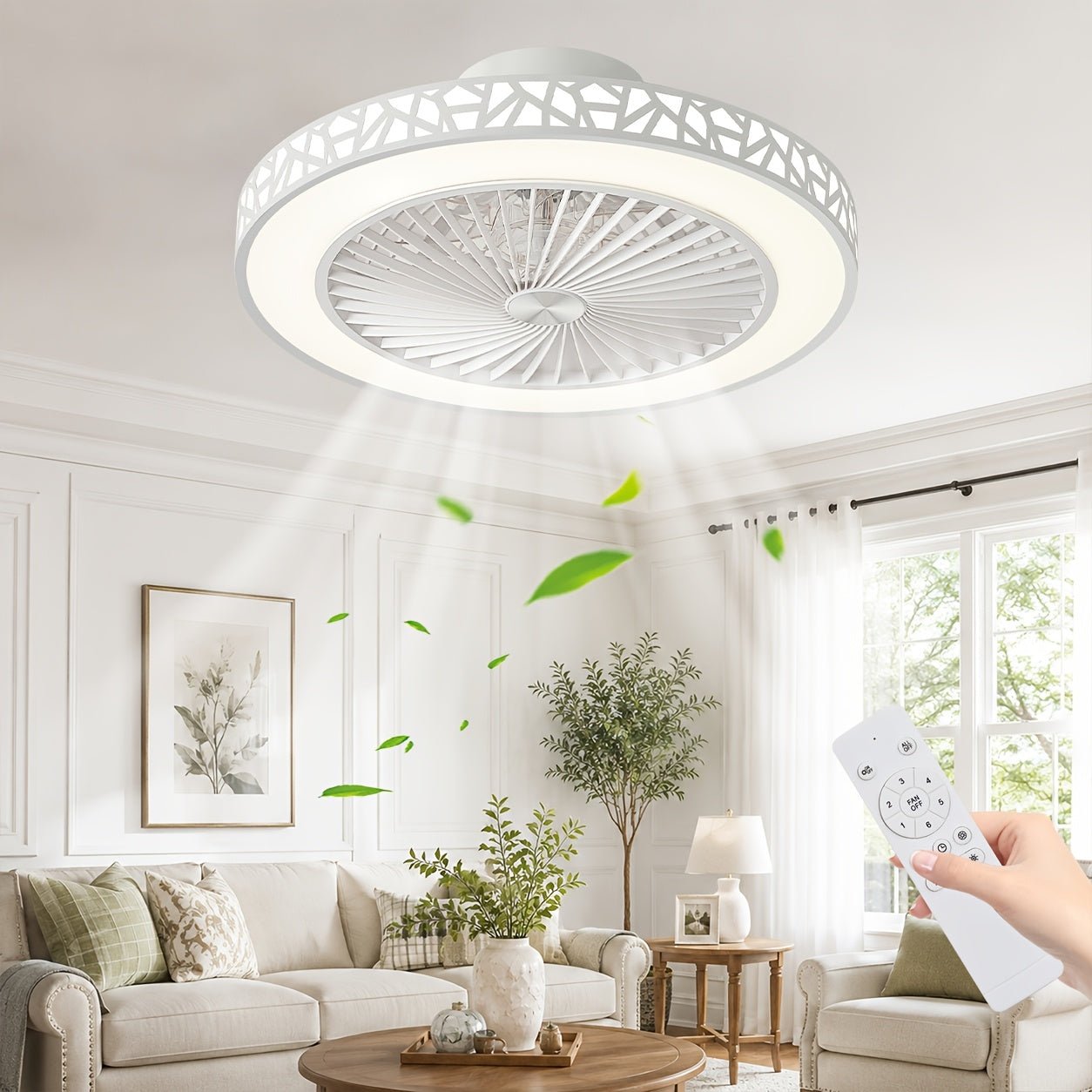 Lage plafondventilator met LED verlichting en stille motor voor slaapkamer en woonkamer.