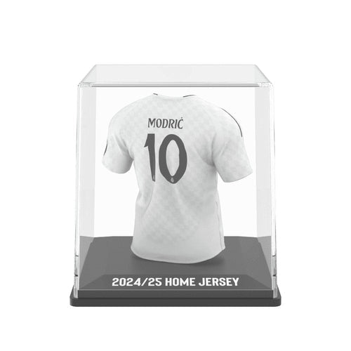 Luka Modrić Real Madrid My Jersey 2024/2025 Home met display case en Augmented Reality