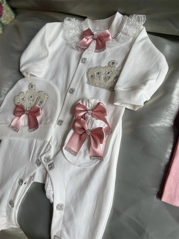 5-delige babykledingset van katoen met romper, broek, shirt en muts voor pasgeboren baby's