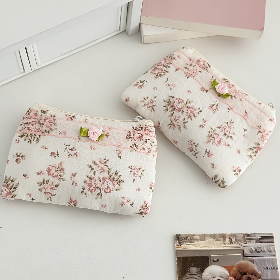 Vintage make-uptas met kanten afwerking en rozenprint - Spotlights shopping